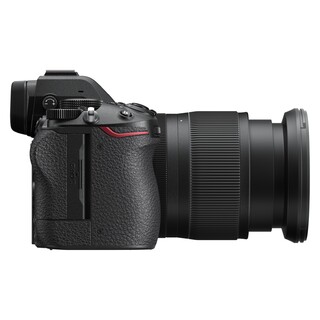 Z5 II kamerahus + Nikkor 24-70mm f/4 S