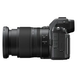 Z5 II kamerahus + Nikkor 24-70mm f/4 S
