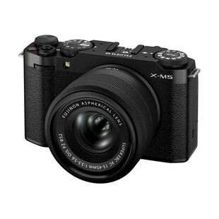 X-M5 kamerahus + Fujinon XC 15-45mm f/3,5-5,6 OIS PZ - Svart